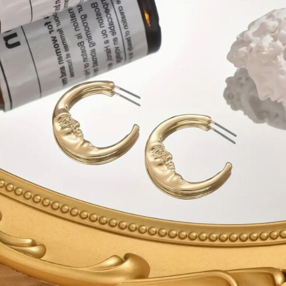 NEW Burnished 18K Gold Plated Crescent Moon Hoop Earrings - Picture 2 of 4